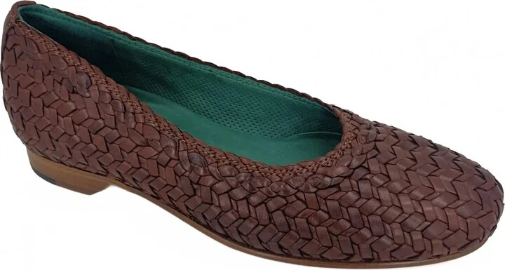 Women's Ria Slip On In Luggage