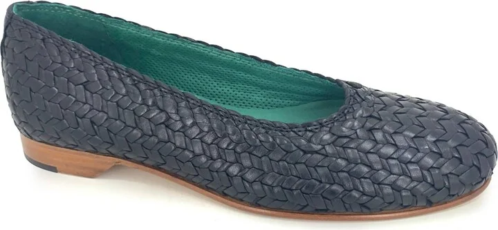 Women's Ria Slip-On Shoes In Black