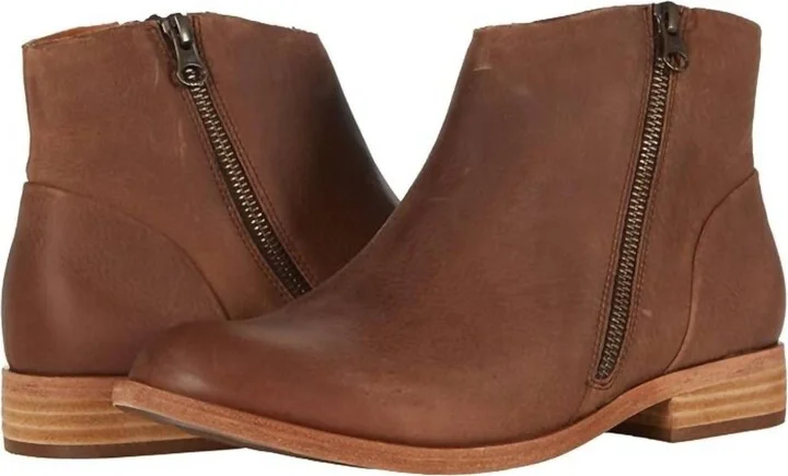 Women's Riley Ankle Boot In Brown