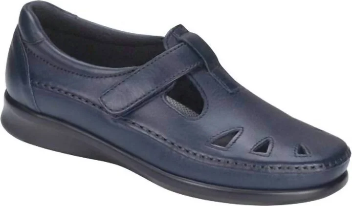 Women's Roamer Loafer - Medium Width In Navy