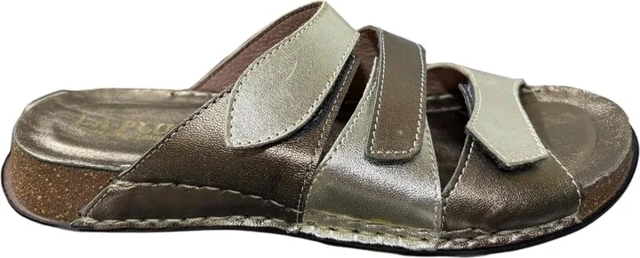 Women's Roberta Sandals In Pewter Metallic