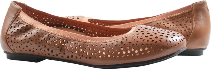 Women's Robyn Toffee Perf Ballet Flats 10011127-245