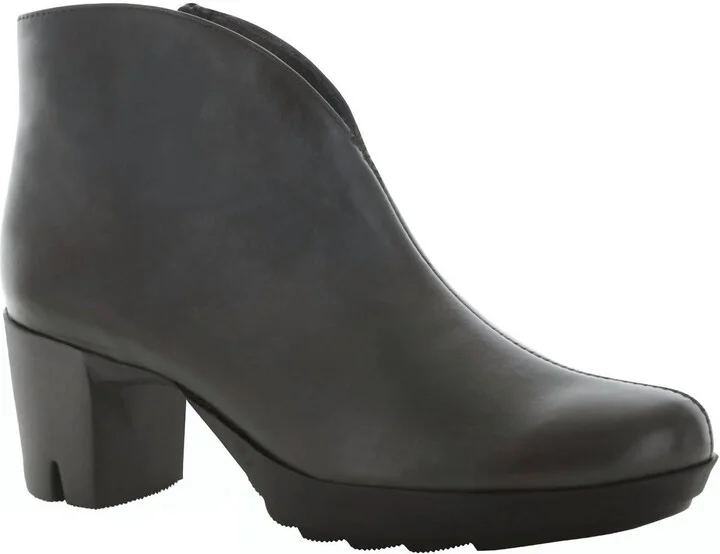 Women's Robynette Bootie In Bittersweet Kid Leather