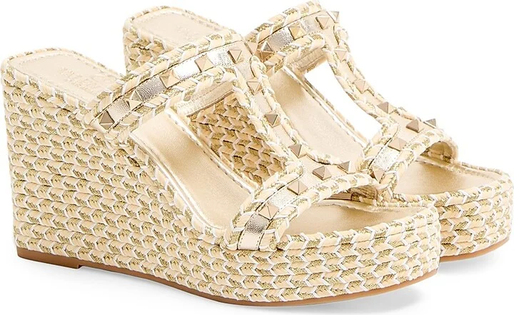 Women's Rockstud Laminated Nappa Wedge Sandals 90MM - Ivory Platinum - Size 7 - Image 2