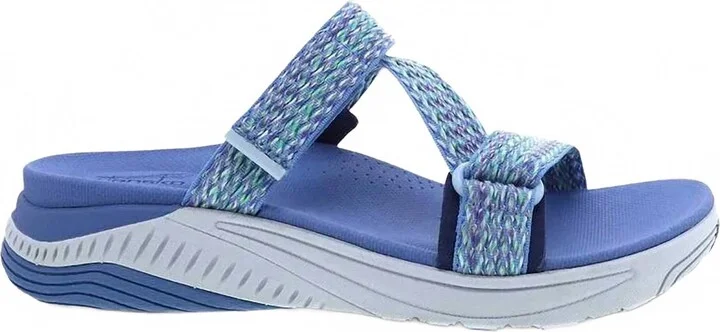 Women's Rosette Sandals In Blue Multi