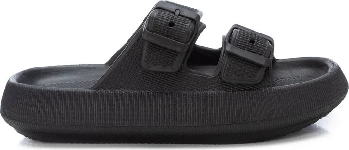 Women's Rubber Flat Sandals By XTI