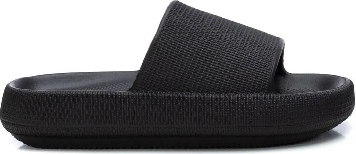 Women's Rubber Flat Sandals By XTI