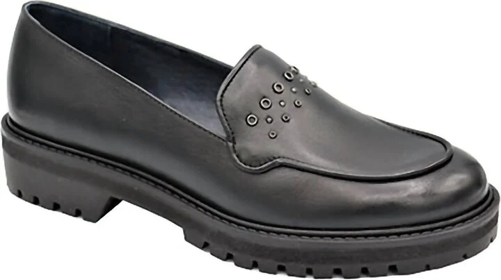 Women's Rumer Loafer - Medium In Black