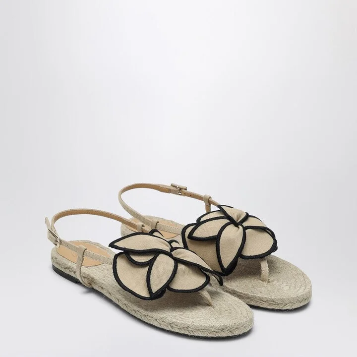 Women's Sandal In Sand Color With Flower