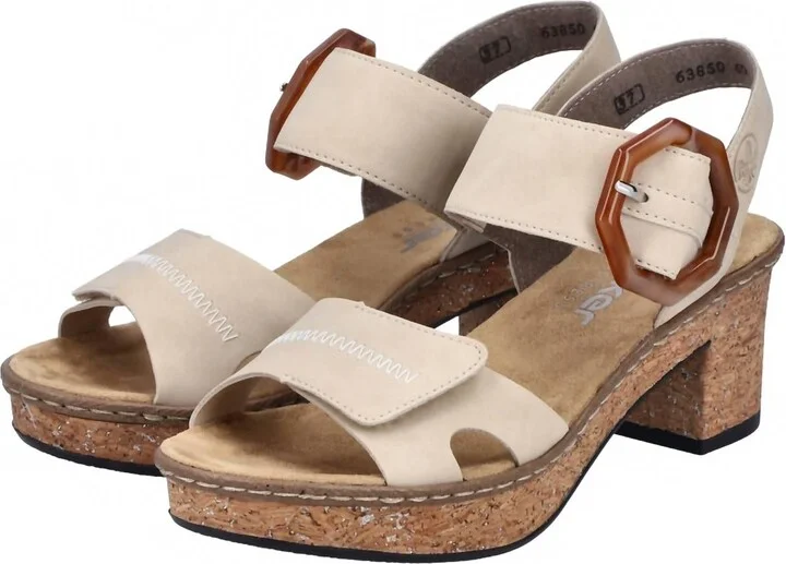 Women's Sandals In Beige