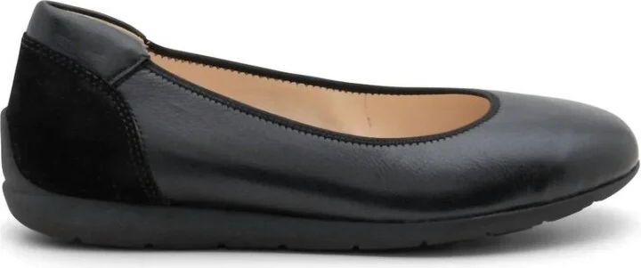 Women's Sarah Loafer In Black
