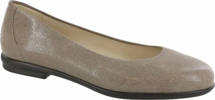 Women's Scenic Ballet Flats In Fog