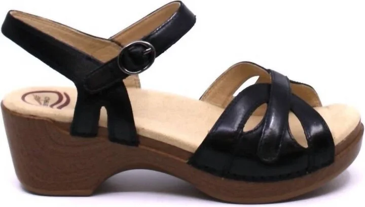 Women's Season Sandal In Black
