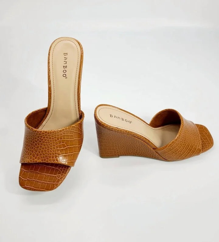 Women's Selena Heel In Chestnut
