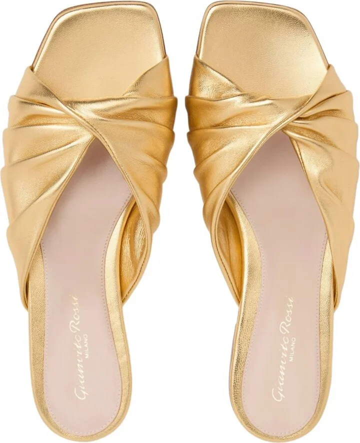 Women's Selene Flat Sandal In Gold