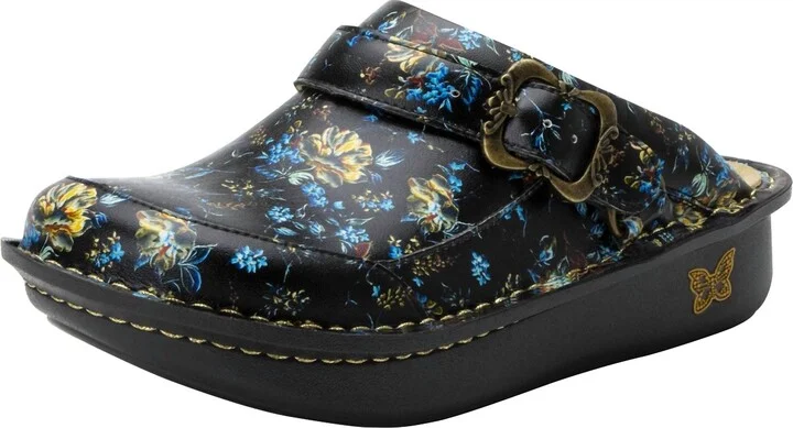 Women's Seville Shoes In Passionate