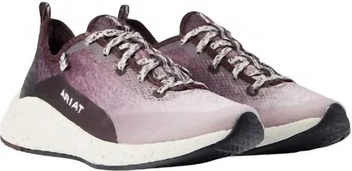 Women's Shift Runner Sneakers In Winetasting