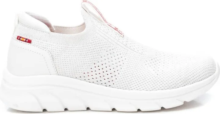 Women's Slip On Casual Sneakers In White