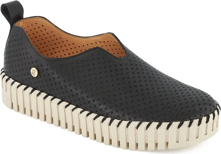Women's Slip On Moccasins In Navy