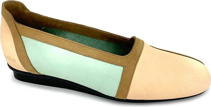 Women's Slip-On Shoe In Nude