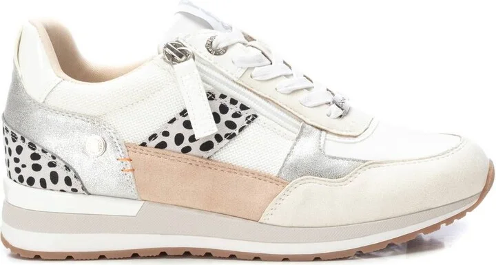 Women's sneakers