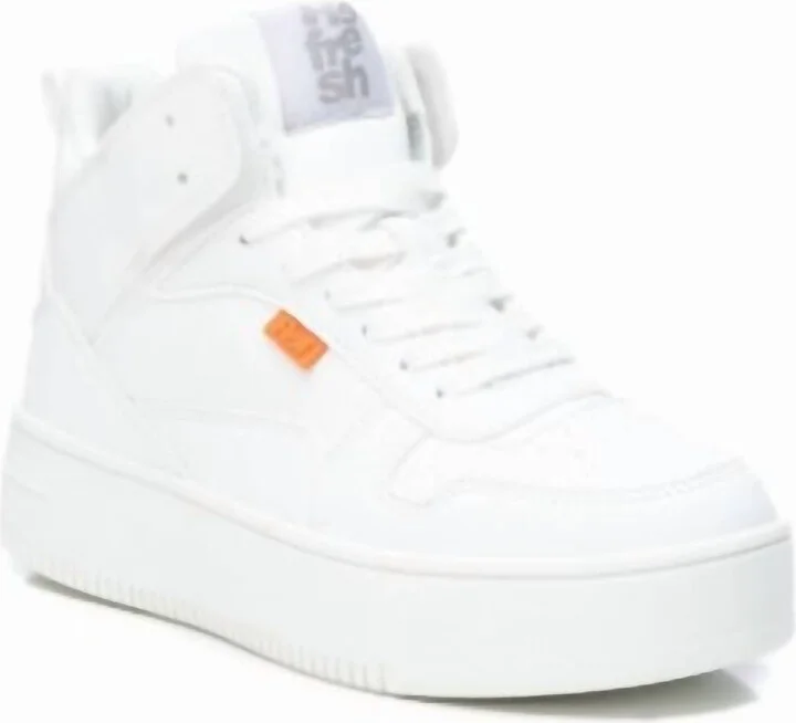 Women's Sneakers In White