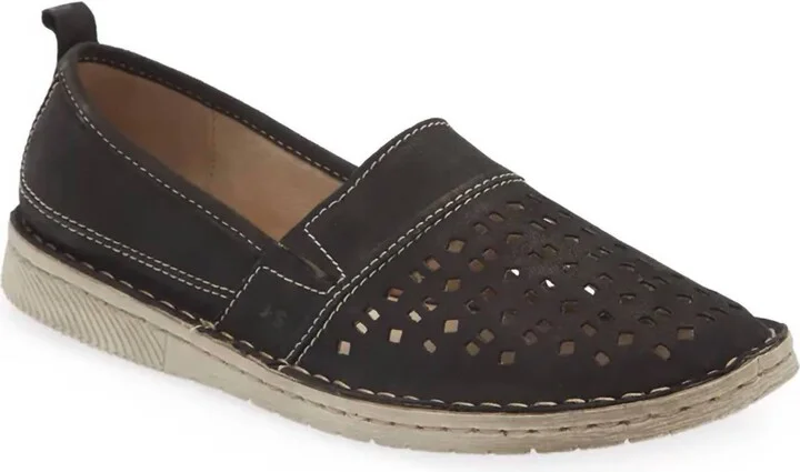 Women's Sofie 27 Loafers In Black