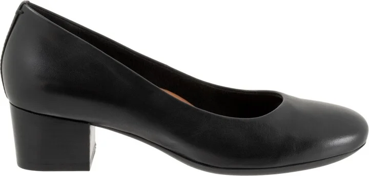 Women's Softwalk Lynn Pumps - Image 4