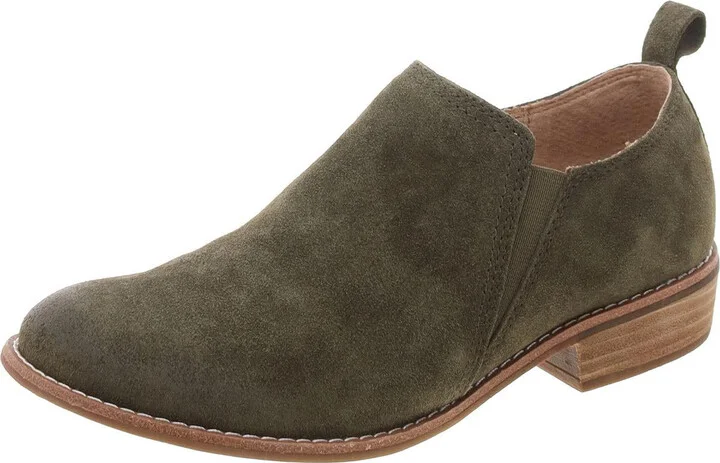 Womens Solid Faux Suede Chukka Boots