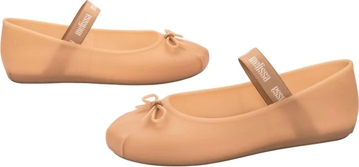 Women's Sophie Ballet Flats In Milky Beige