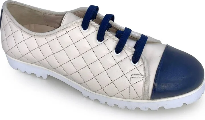Women's Sos Athleisure Shoes In Navy/ivory