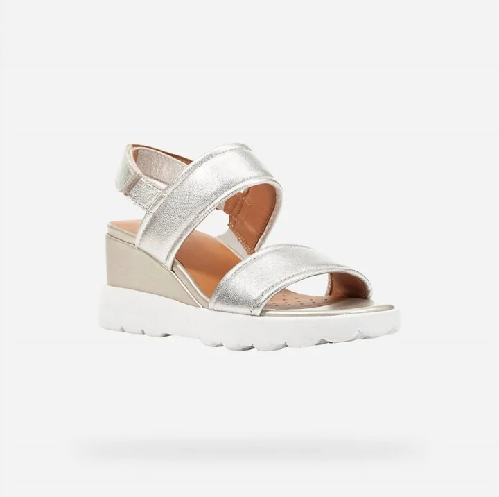 Women's Spherica Sandal In Gold