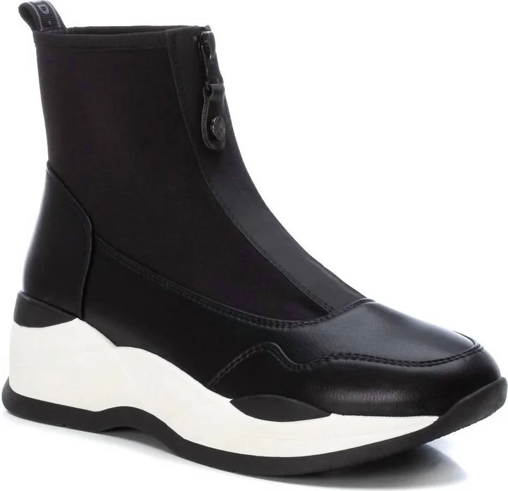 Women's Sport Booties In Black