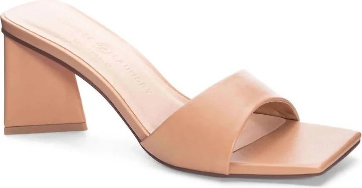 Women's Square Toe Heel In Nude