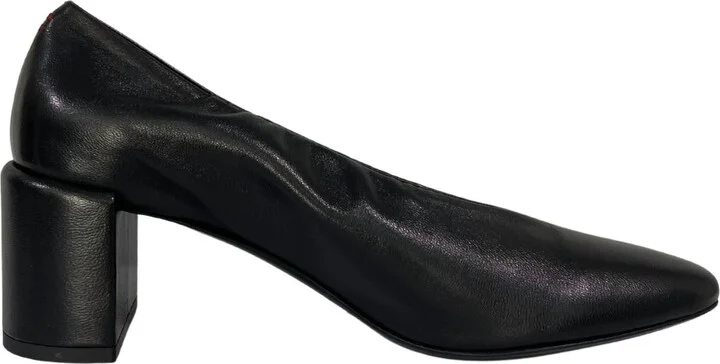Women's Stack Heel Round Toe Pump In Baron Black