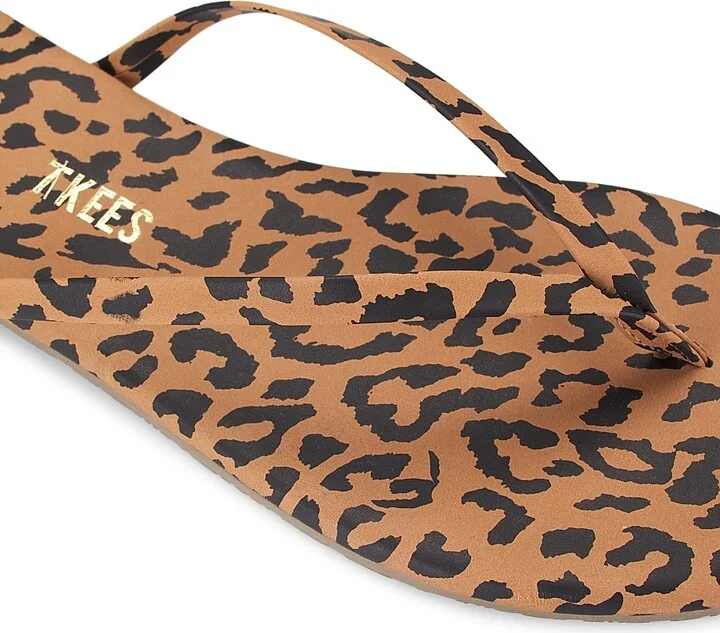 Women's Studio Exotic Cheetah-Print Flip Flops - Sand Snake - Size 6 - Image 11