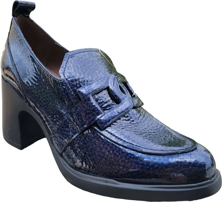 Women's Subu Patent Heeled Loafer In Caribu Noche (Navy Patent)