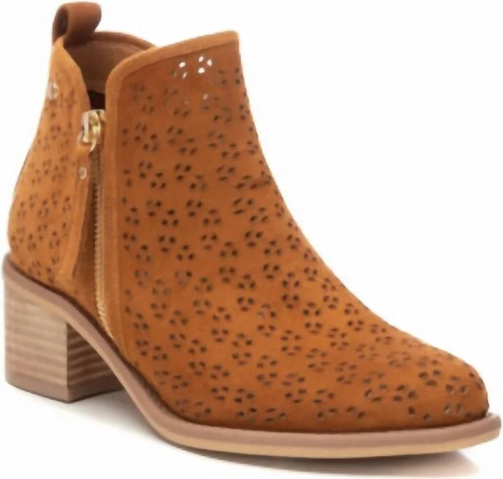 Women's Suede Ankle Booties In Camel