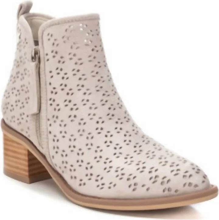 Women's Suede Ankle Booties In Ice