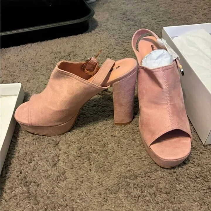pink