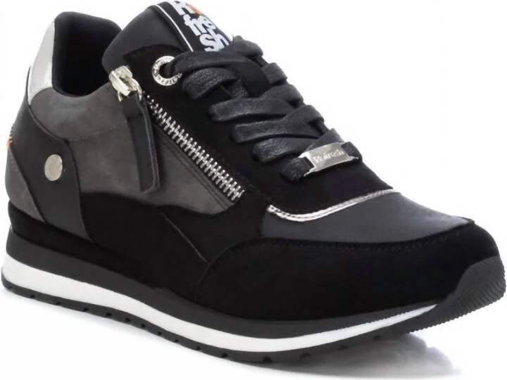 Women's Suede Sneakers In Black