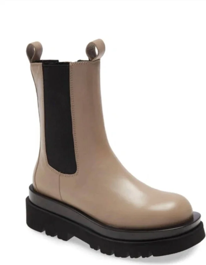 Women's Tanked Platform Boot In Taupe