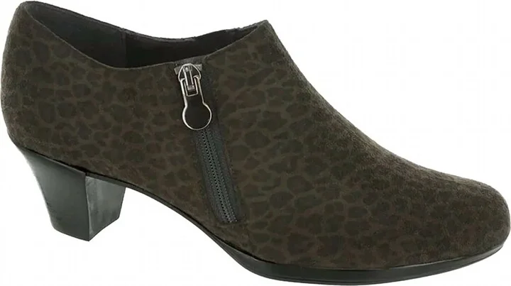 Women's Taylor Boots In Leopard Fabric