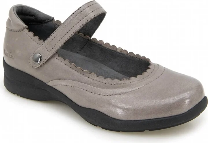 Women's Tess Flat Shoes - Medium In Dark Grey