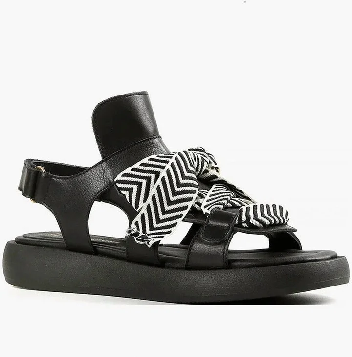 Women's The Amazing Lace Sandal In Black