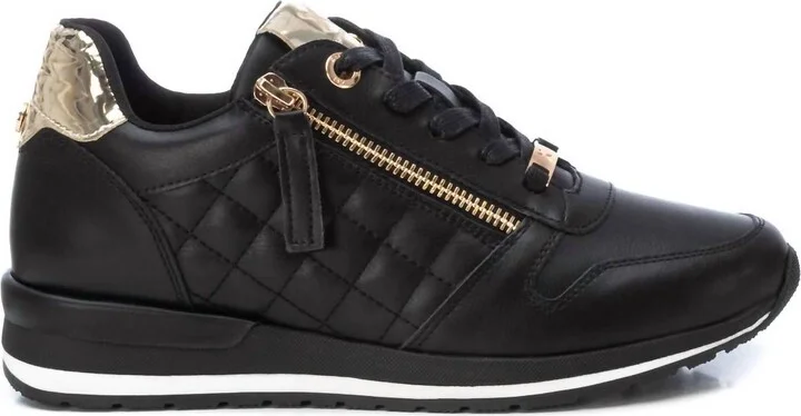 Women's Trainer Sneakers In Black