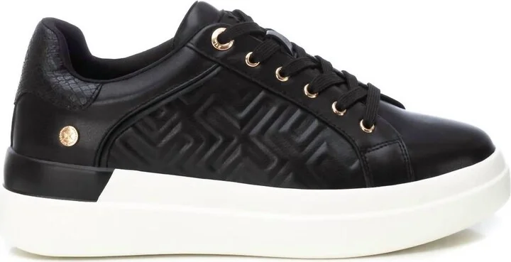 Women's Trainer Sneakers In Black