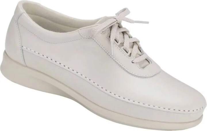 Women's Traveler Athletic Lace Up Shoe - Narrow In Bone