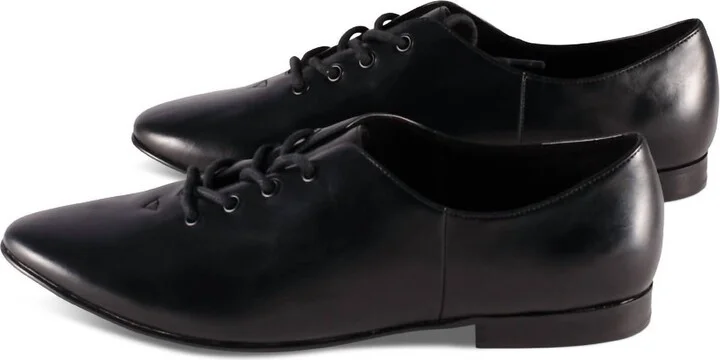 Women's Trending Lace Up Flat In Black Leather
