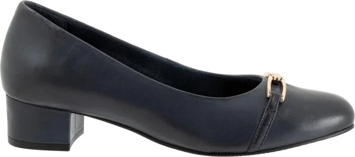 Women's Trotters Dakota Pumps - Image 4